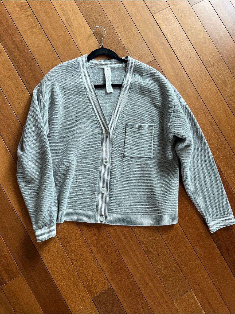 Tennis Club Sweater Knit Cardigan Athletic Grey/White Size Medium - Picture 2 of 5